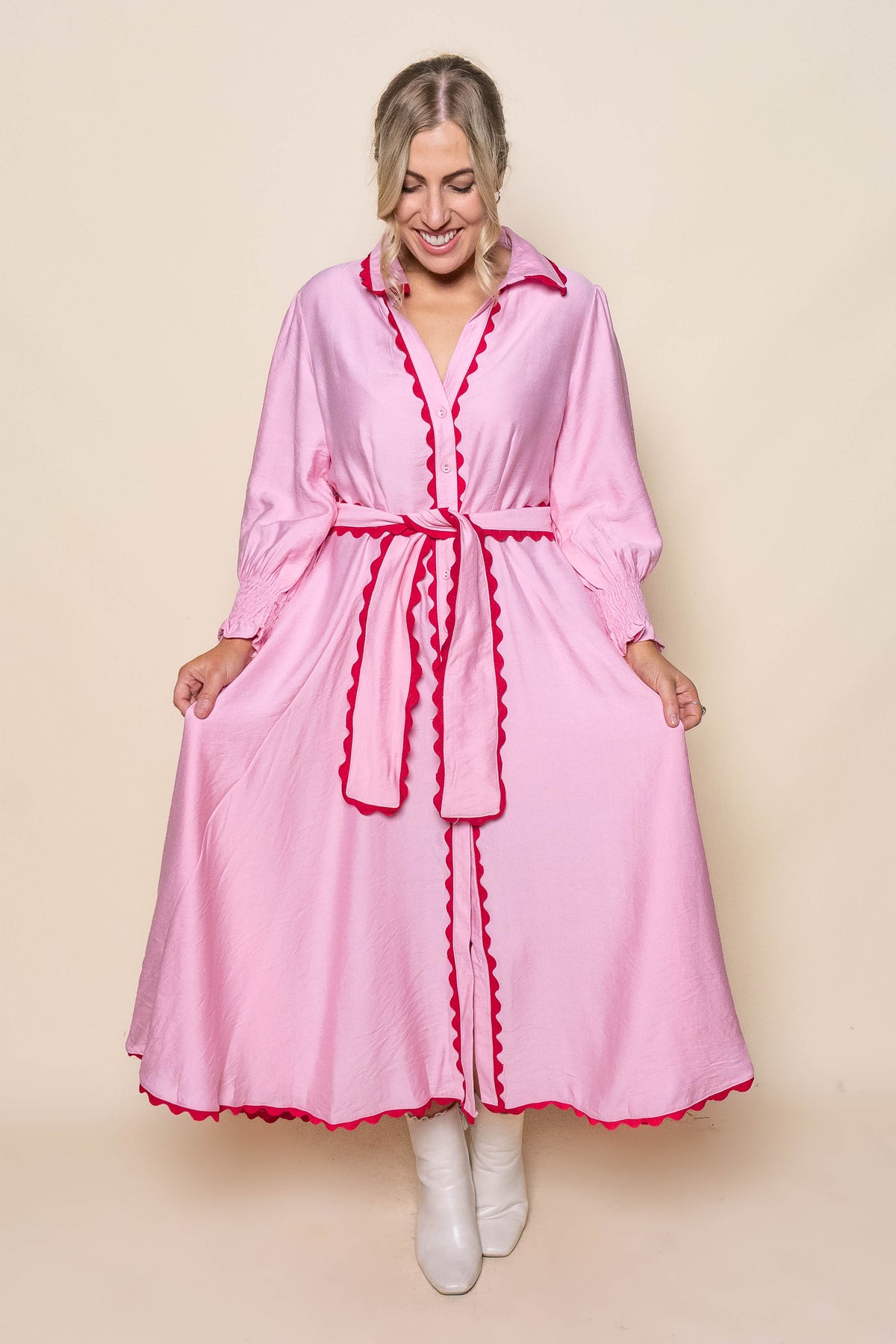 Iggy Midi Dress in Pink