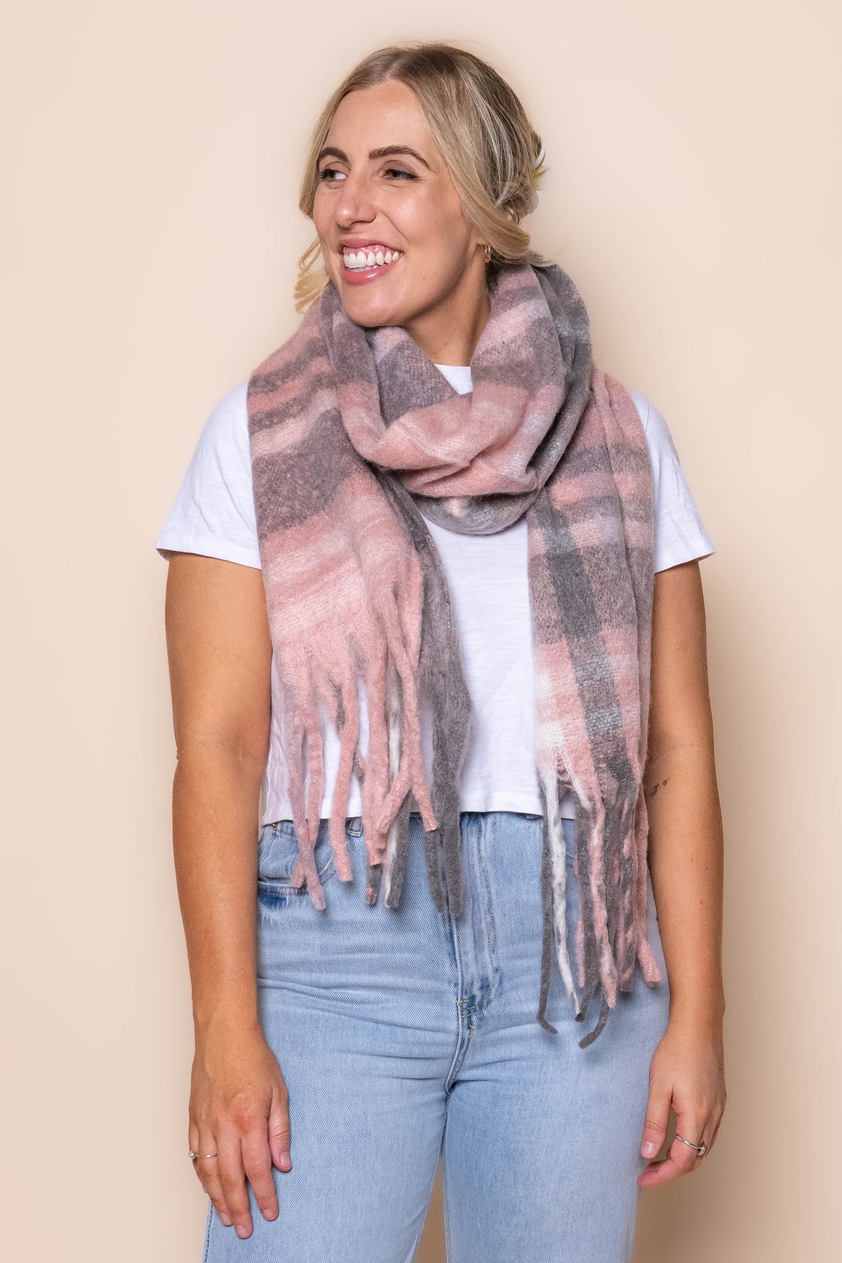 Monty Scarf in Dusty Pink