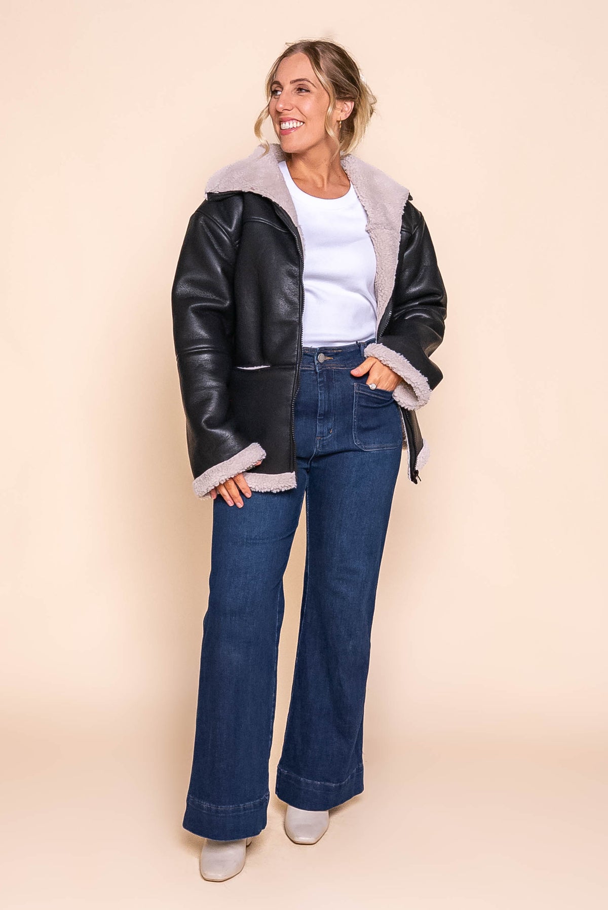 Trent Sherpa Jacket in Black