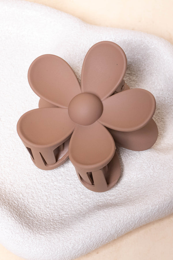 Flower Hairclip in Mocha