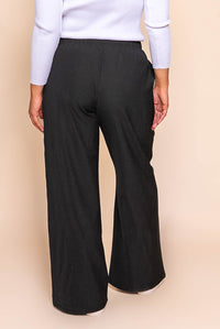 Lina Pants in Black - All About Eve