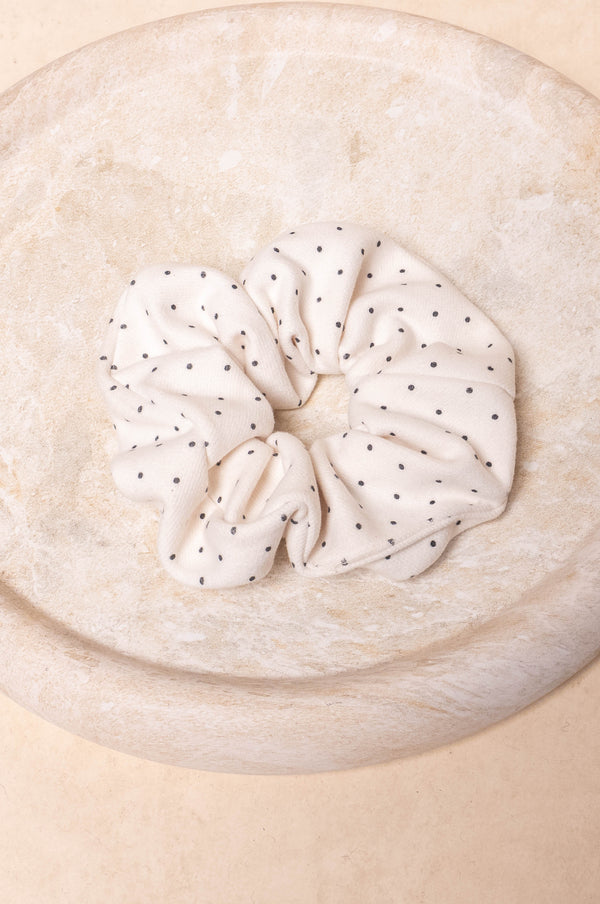 Lenny Scrunchie in Cream
