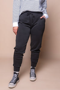 Hail Pants in Black - Foxwood