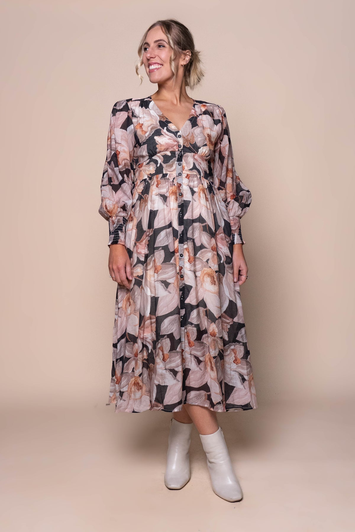 Caroline Midi Dress in Black