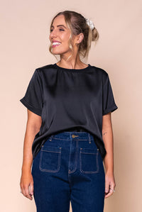 Nadine S/S Satin Tee in Black