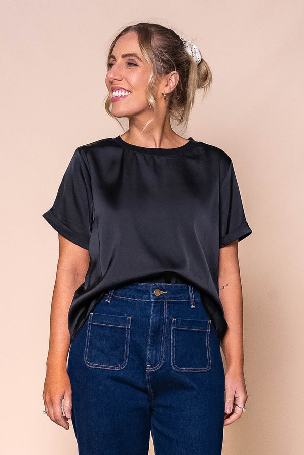 Nadine S/S Satin Tee in Black