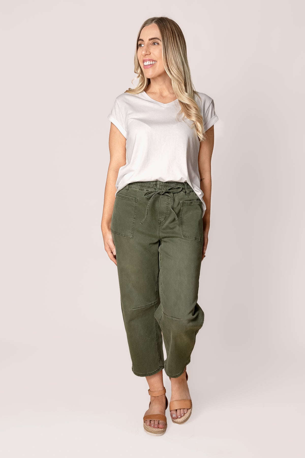 Stacey Barrel Leg Denim Pants in Khaki