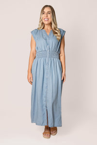 Bleu Dress in Light Blue - Foxwood
