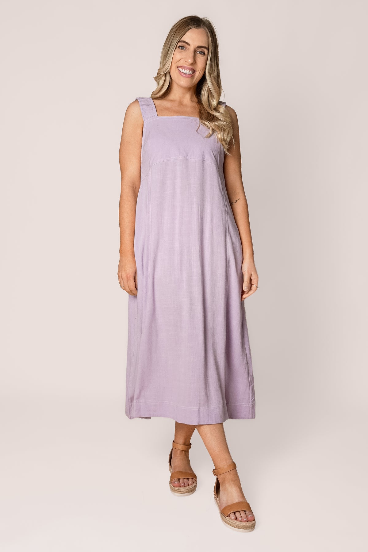 Sage Midi Dress in Pastel Lilac - Foxwood