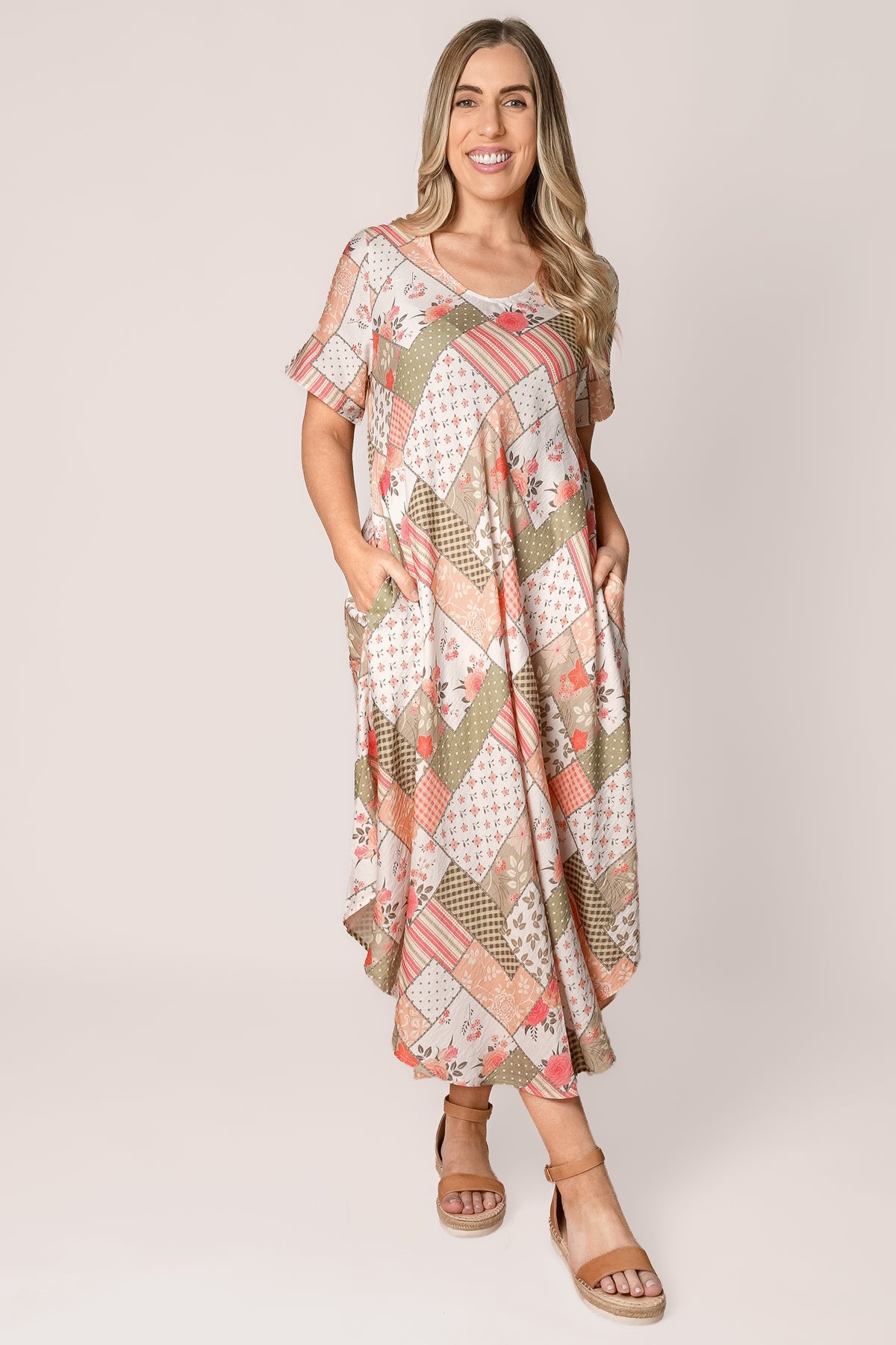 Nowela Midi Dress in Apricot