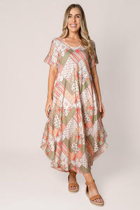 Nowela Midi Dress in Apricot