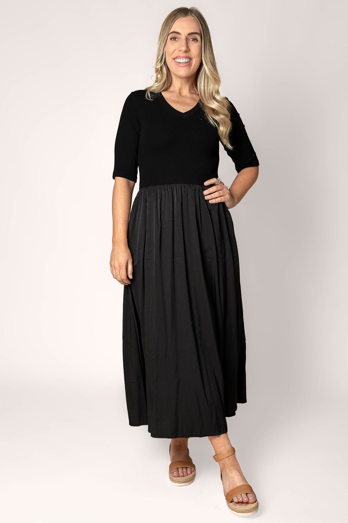Corey Midi Dress in Black/Black