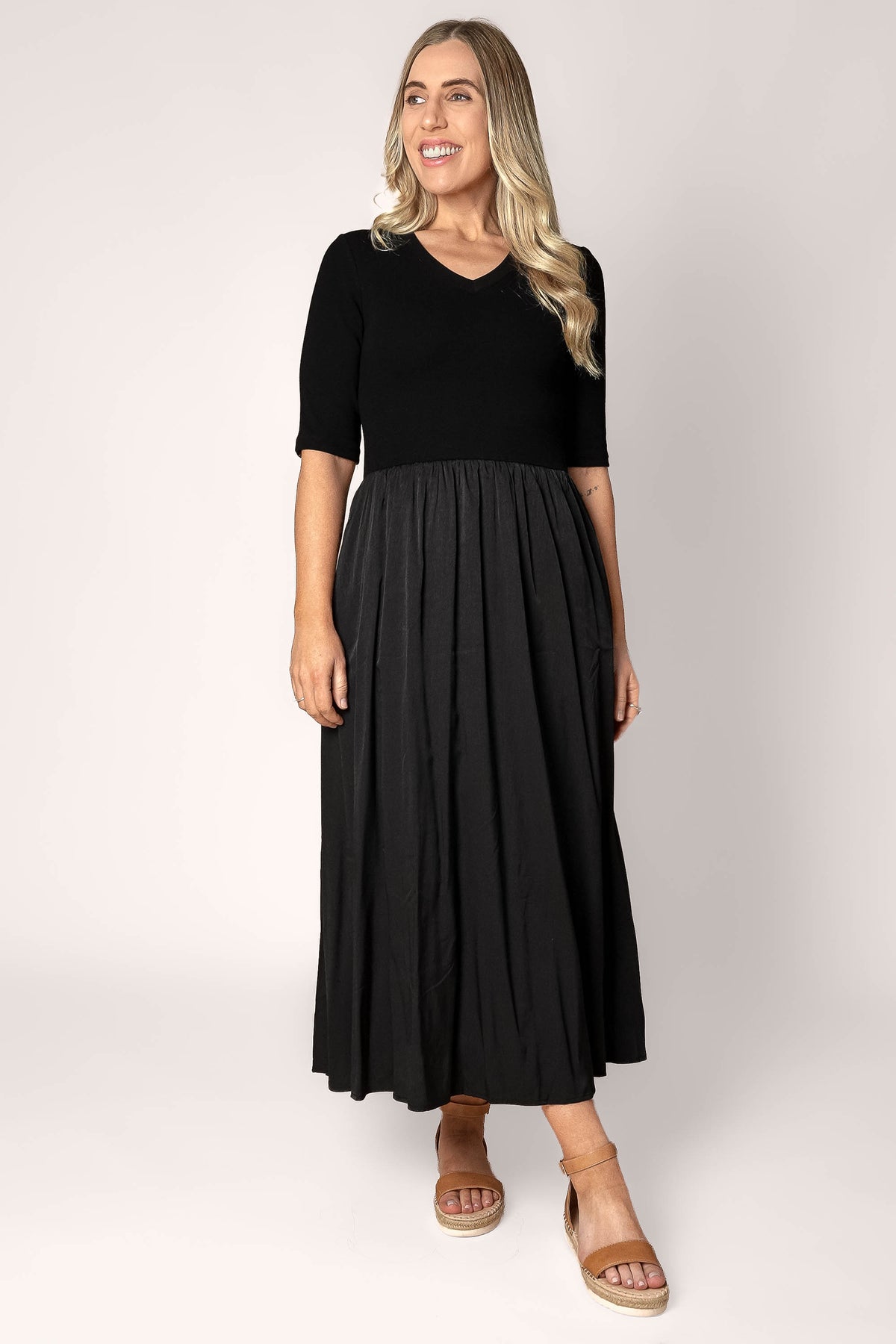 Corey Midi Dress in Black/Black