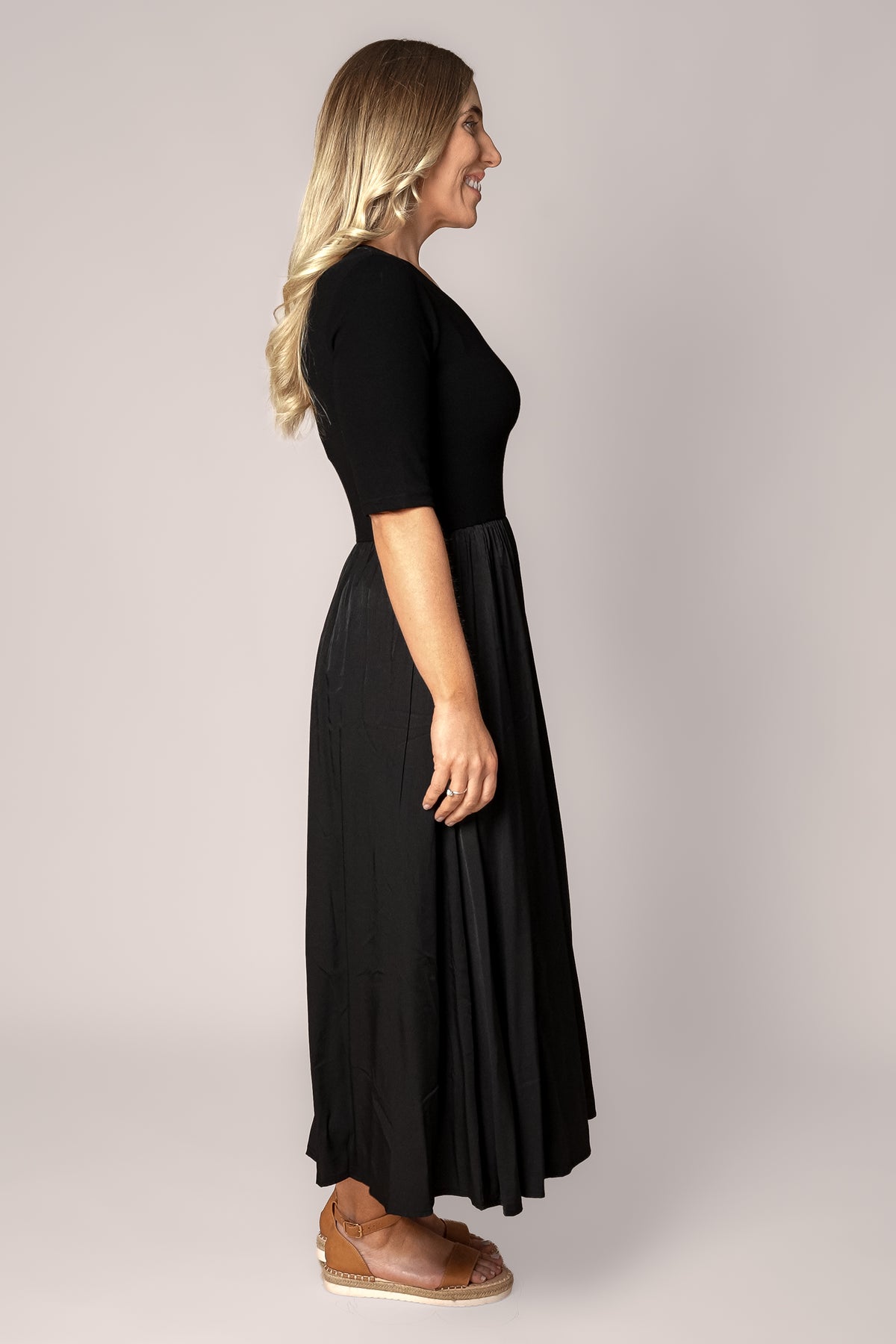 Corey Midi Dress in Black/Black