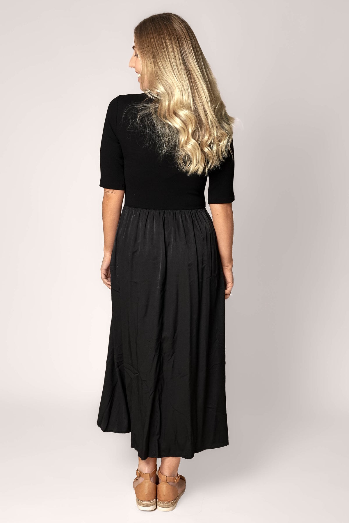 Corey Midi Dress in Black/Black