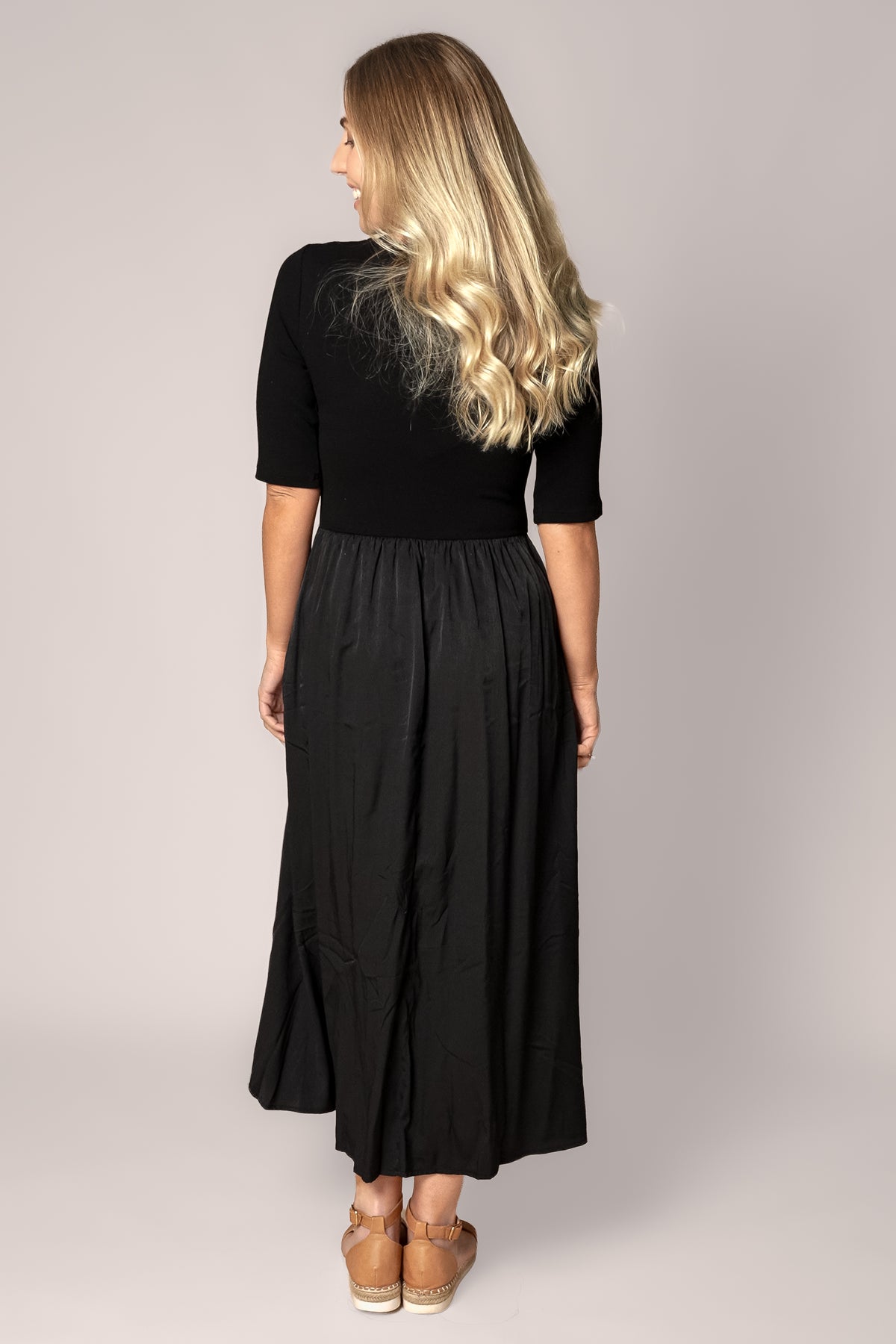 Corey Midi Dress in Black/Black
