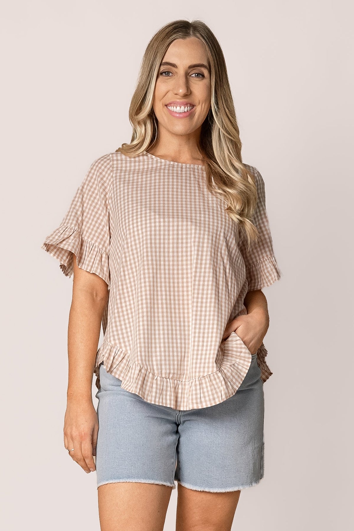 Lulu Gingham Top in Beige