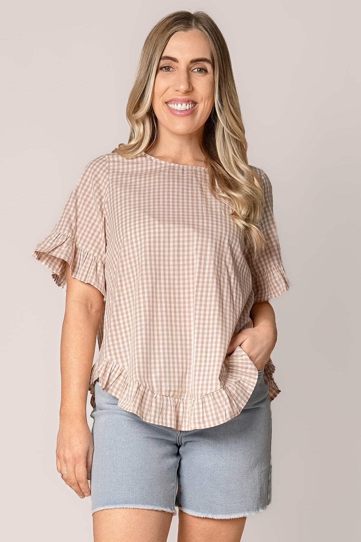 Lulu Gingham Top in Beige