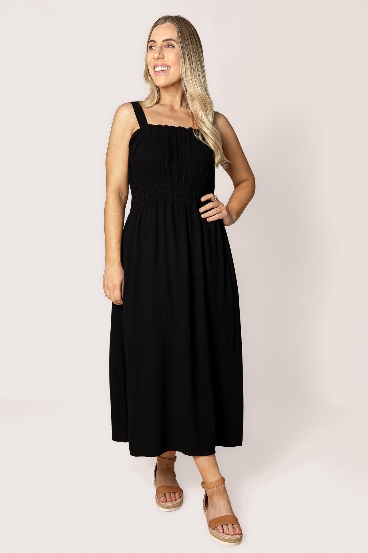 Dandelion Midi Dress in Black - Foxwood