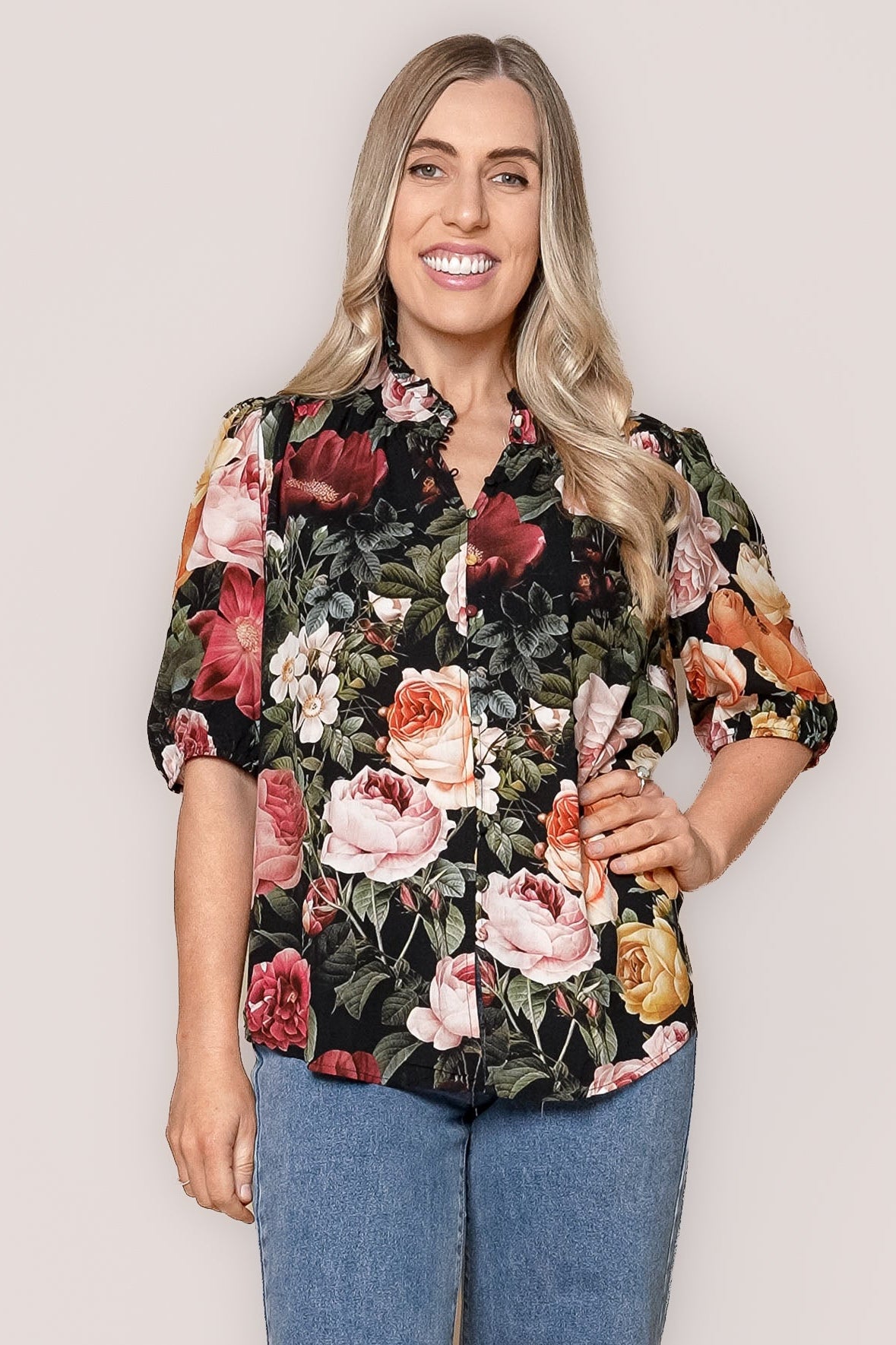 Zilla Floral Top in Black Multi