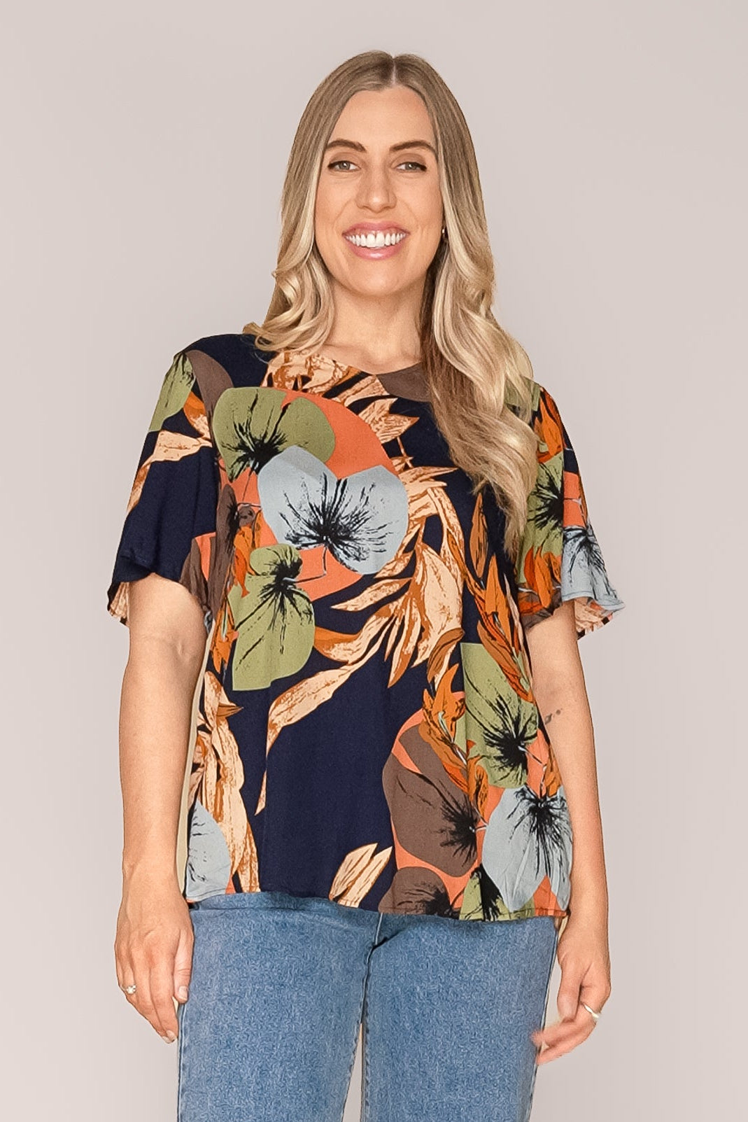 Zena Floral Top in Navy