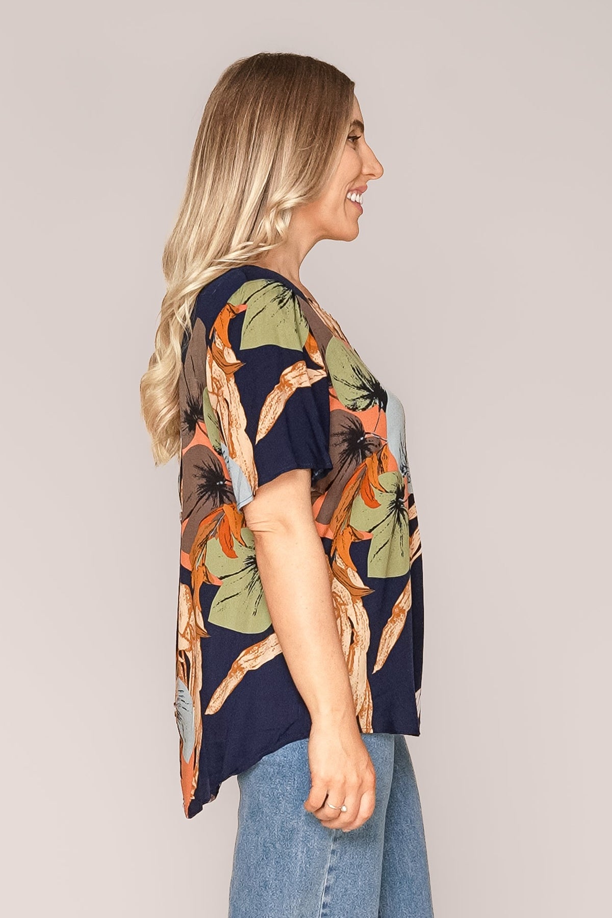 Zena Floral Top in Navy
