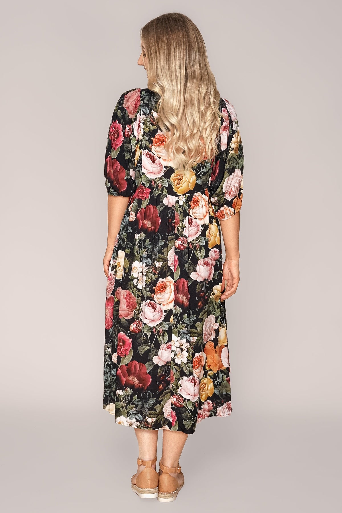 Serena Midi Dress in Black