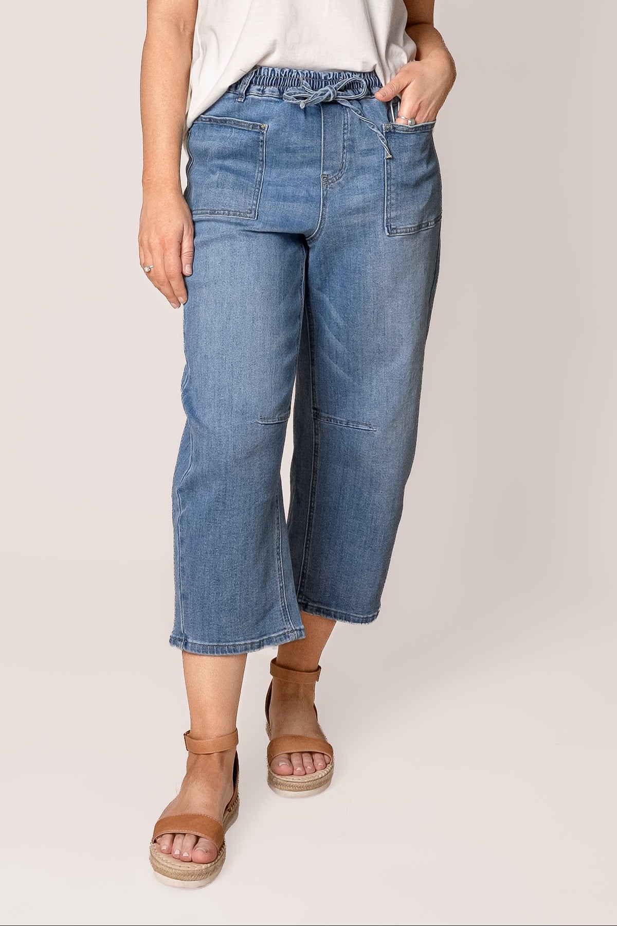 Stacey Barrel Leg Denim Pants in Light Blue