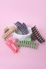 Imani Hairclip in Candy Pink