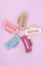 Angelica Hairclip in Blush