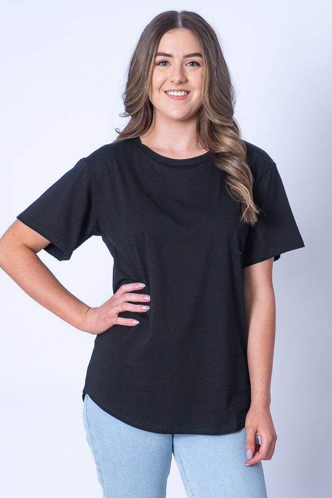 Nelly Tee in Black
