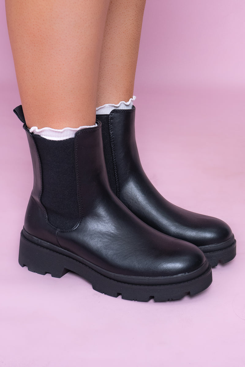 Threadbo Boots in Black